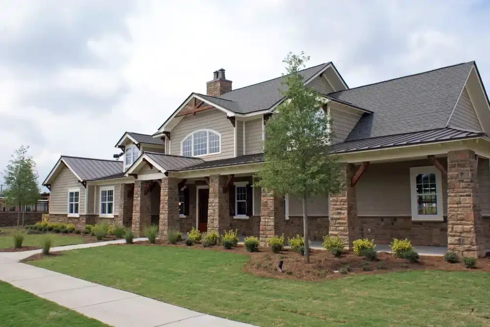 garnet crossing apartments near university of south carolina clubhouse exterior