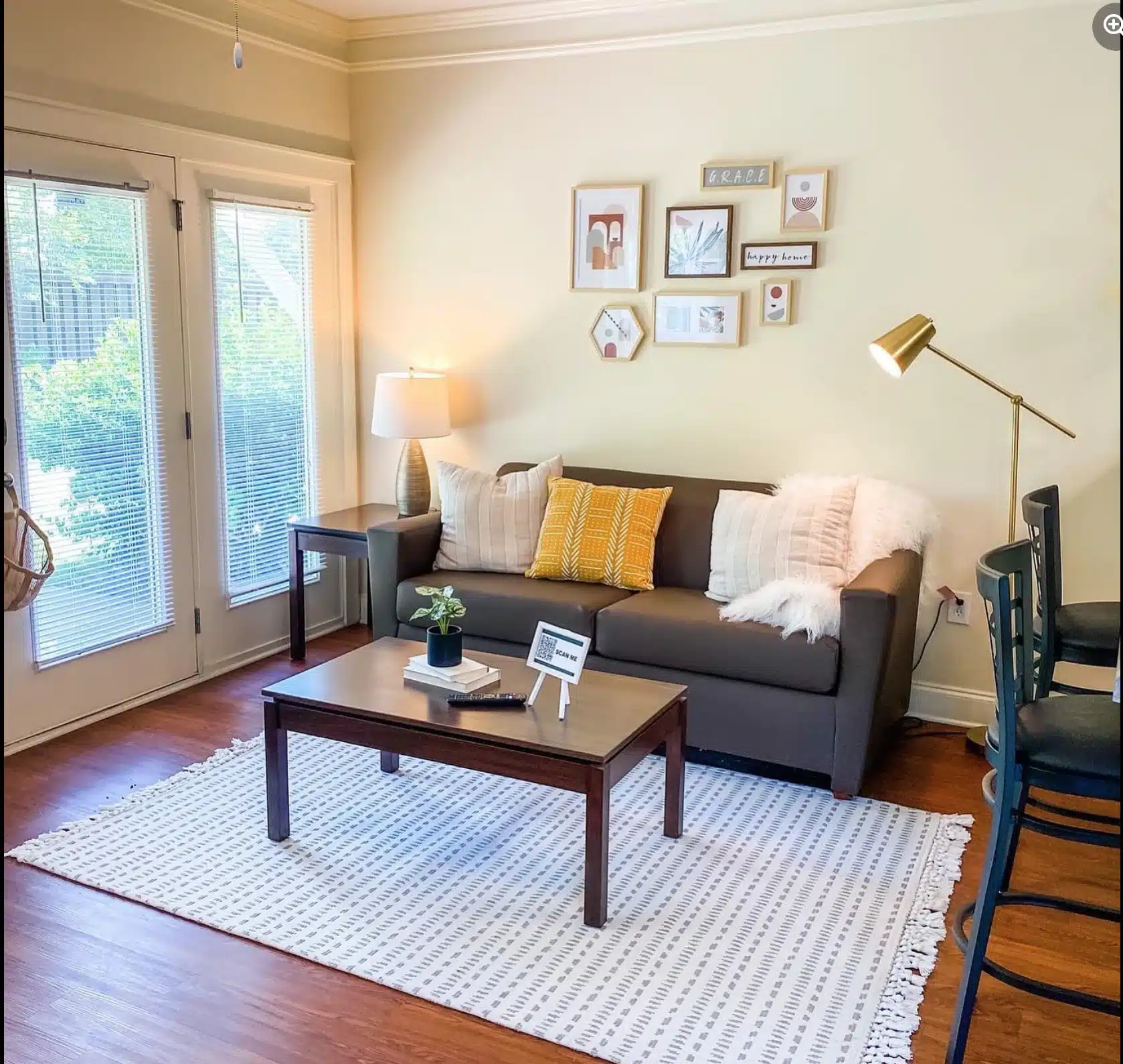 garnet crossing apartments near university of south carolina living room space