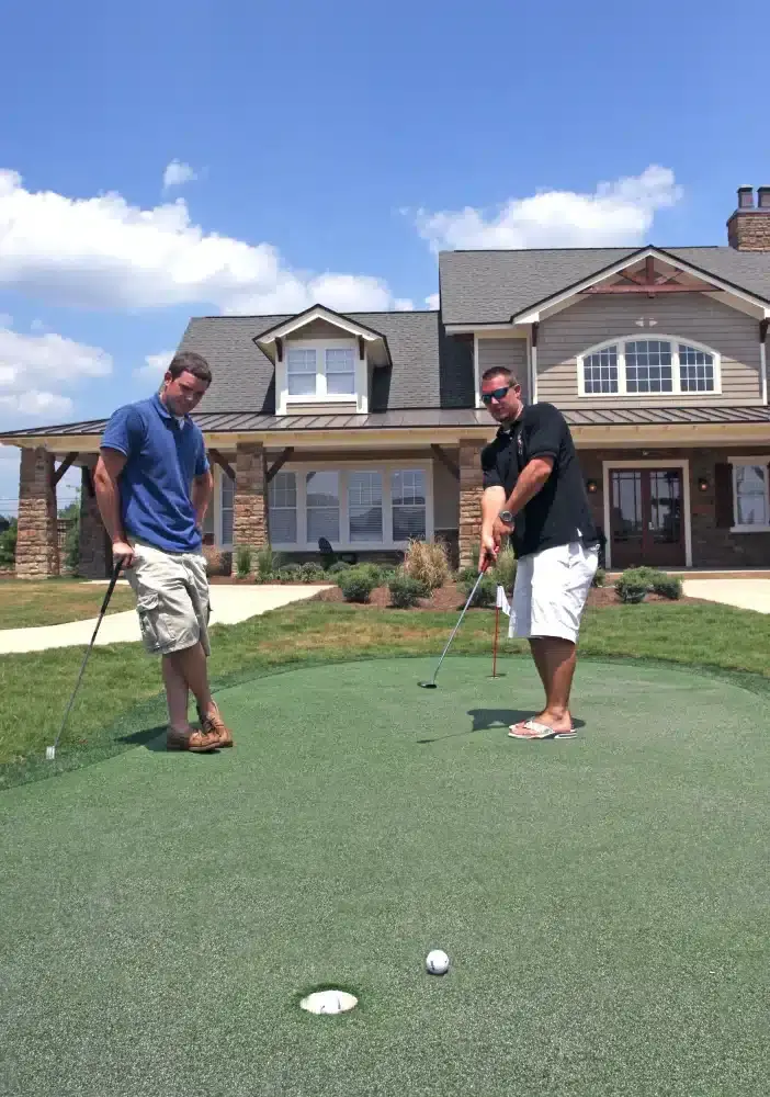 garnet crossing apartments near university of south carolina putting green community amenity