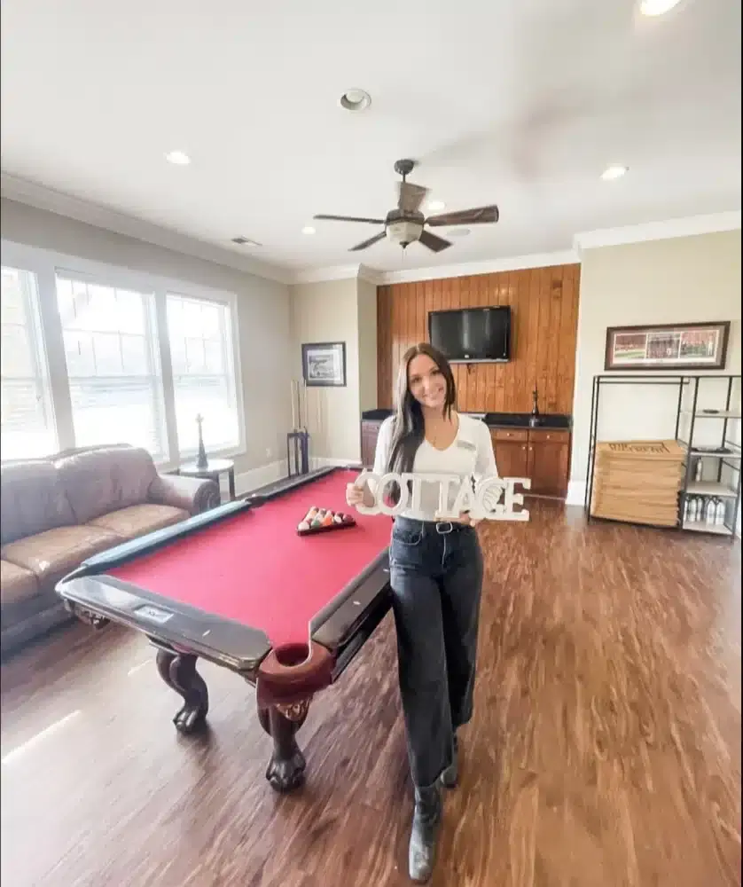 garnet crossing apartments near university of south carolina resident clubhouse pool table